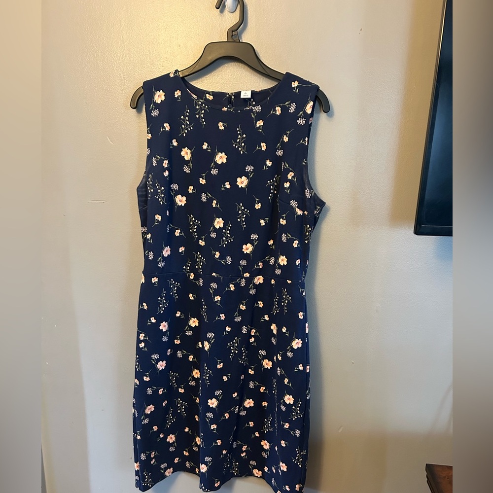 Old Navy Dress - Blue floral sheath Dress - sleeveless, women’s L Tall - Picture 2 of 9